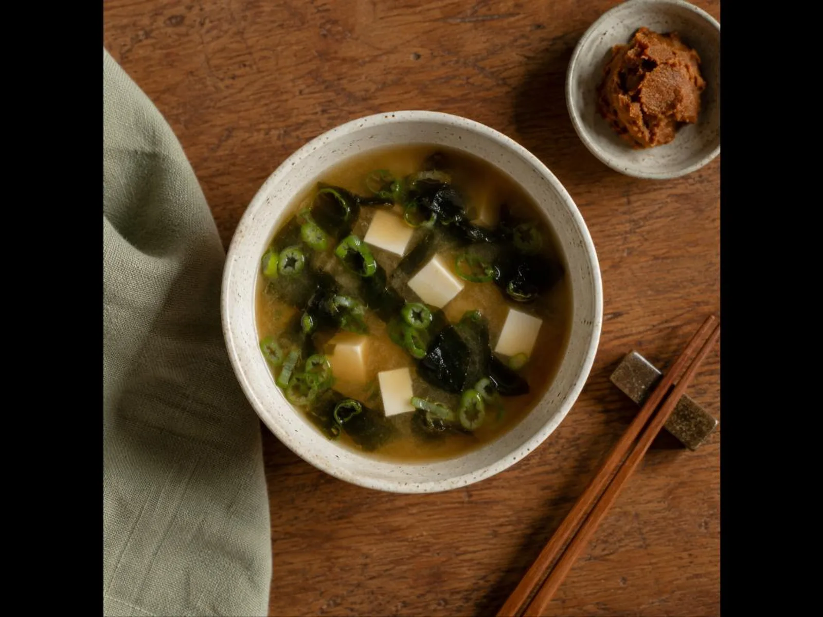 Sopa de missô com tofu